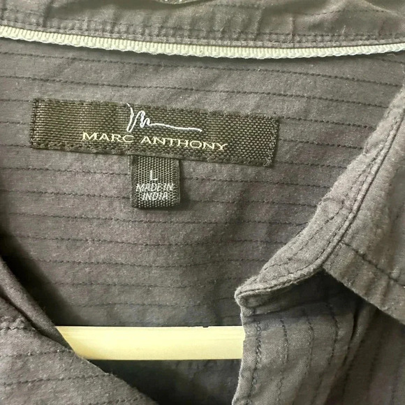 Marc Anthony men’s button down - Picture 3 of 3
